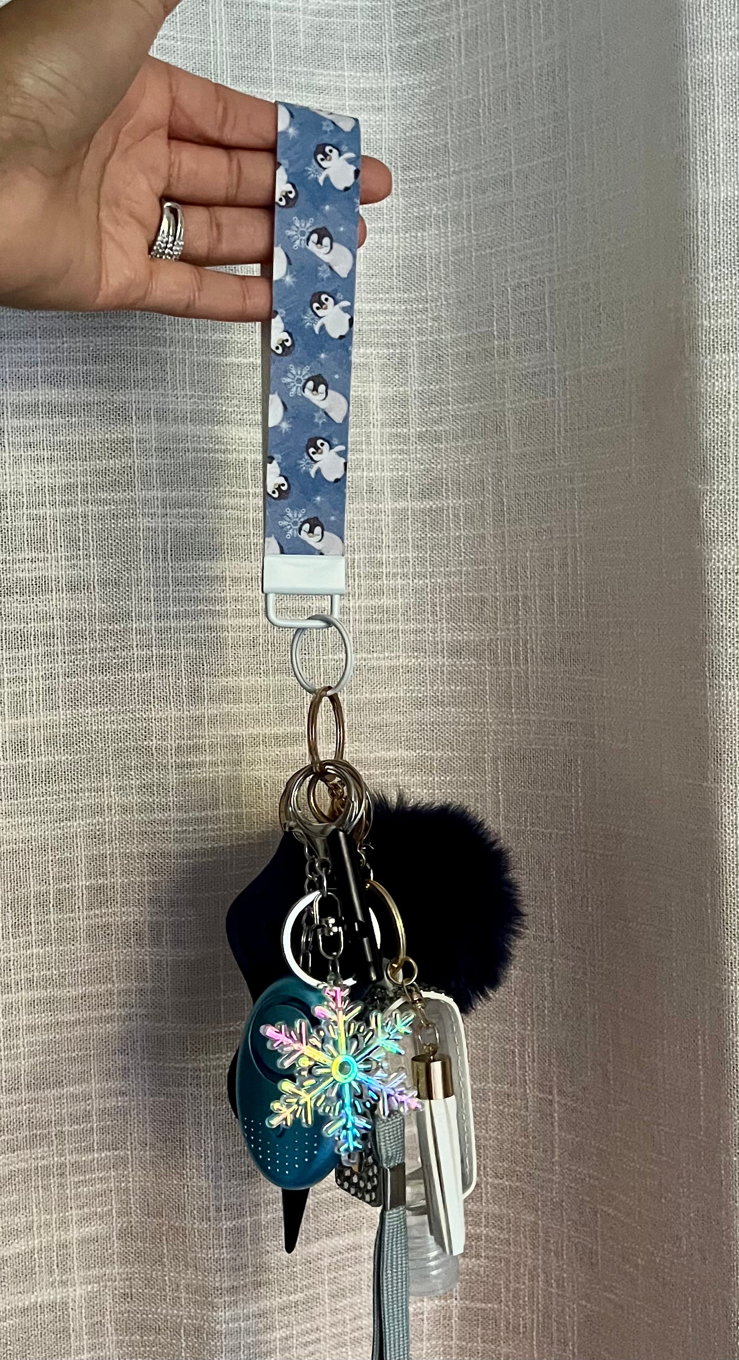 Frosty Flipper Keychain
